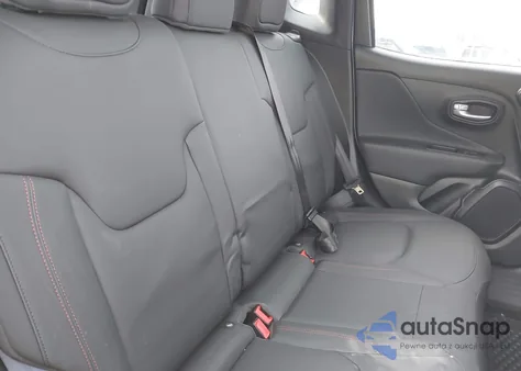 2023 Jeep Renegade Trailhawk 4X4 из США, поврежденный, VIN ZACNJDC16PPP73152